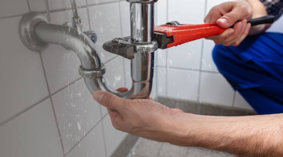 Expert burst pipe repair services in White Plains, KY